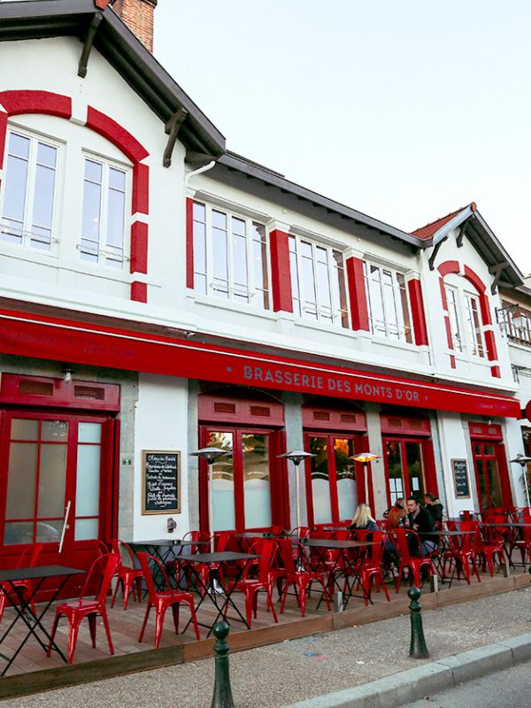 Brasserie-des-monts-d'or-Terrasse1